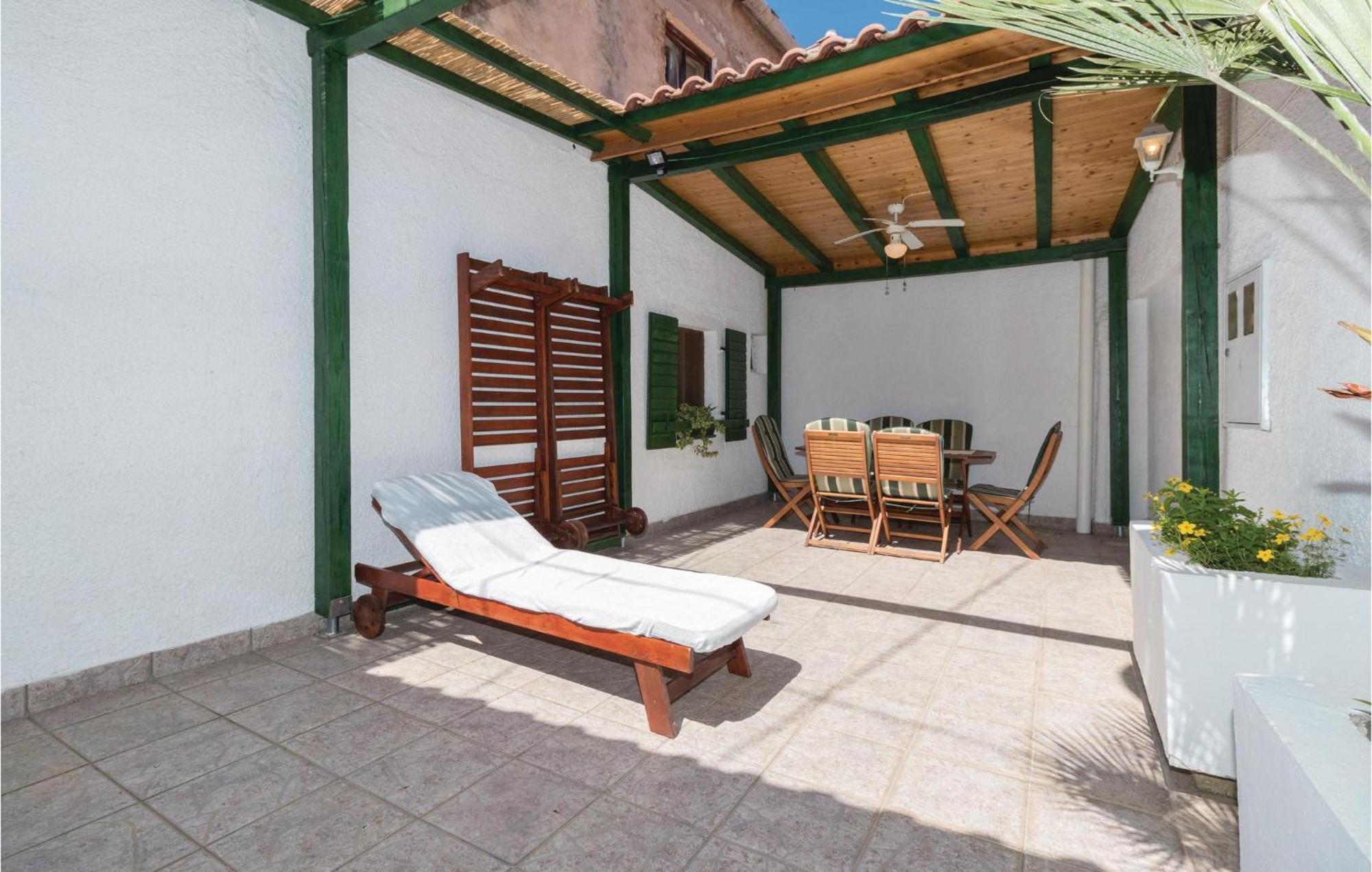 Lovely Home In Preko With Wifi Exteriör bild